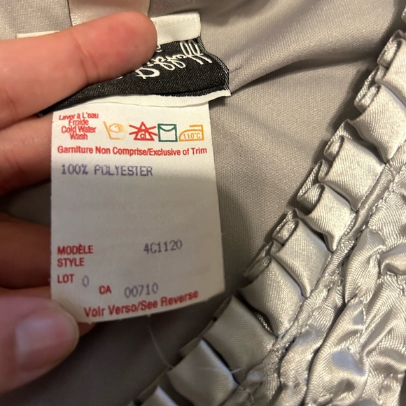 Joseph Ribkoff CRINKLE SILVER
SATIN V-Neck RUFFLE DETAIL Zip
Up BLAZER size 10 - Picture 6 of 8